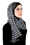 houndstooth black and white pirnt on a long wrap kuwaiti hijab with black lycra hood